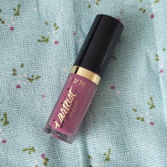 TARTE TARTEIST Creamy Matte Lip Paint in "Fomo"